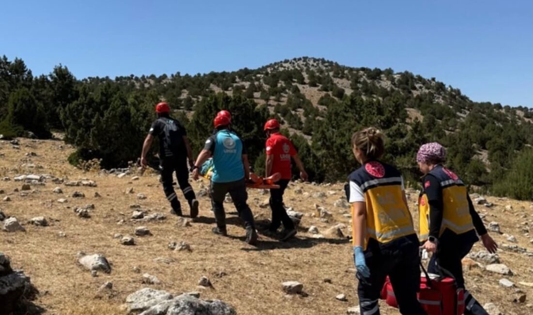 Isparta’nın Keçiborlu ilçesinde kayalıklardan düşen kadın, Ulusal Medikal Kurtarma Ekibi’nin