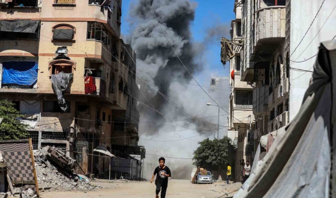 İsrail’in Gazze Şeridi’ne düzenlediği saldırılarda en az 62 kişinin hayatını