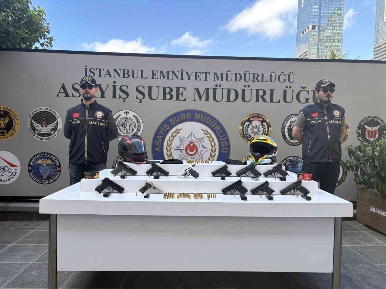 İstanbul merkezli 3 ilde yeni nesil suç örgütlerine yönelik 11