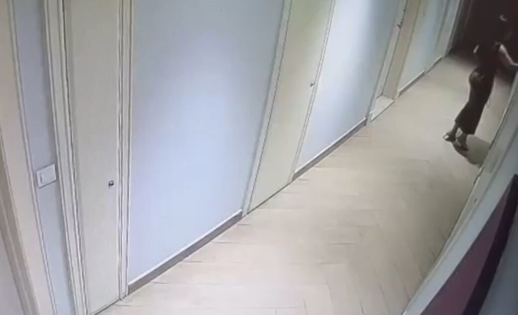 İstanbul’un Beyoğlu ilçesinde Faslı genç kadın, erkek arkadaşının yaşadığı rezidanstaki