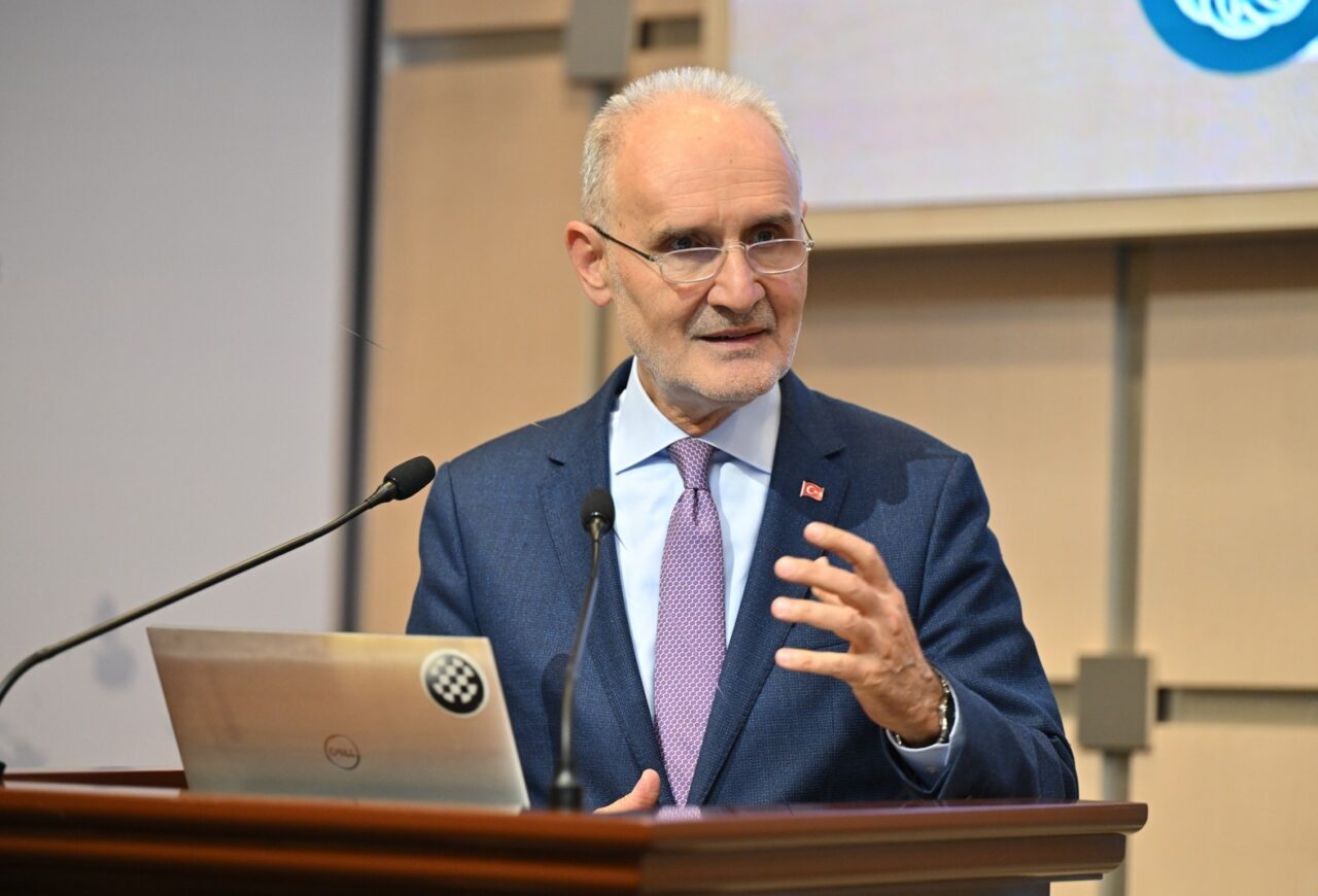 İstanbul Ticaret Odası (İTO) Başkanı Şekib Avdagiç, “Bizim net ihracatçı