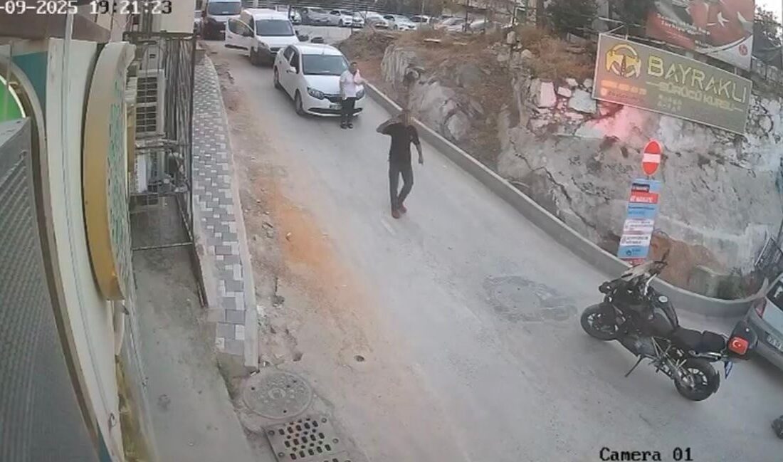 İzmir’in Bayraklı ilçesinde eşini ve kendisini tabancayla yaralayan ve rehin