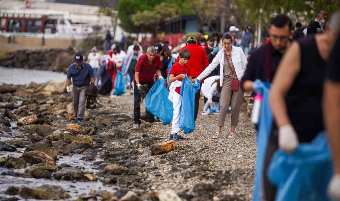 Yaizu Chuo Lisesi’nin Japonya ve dünya genelinde yürüttüğü plaj temizliği