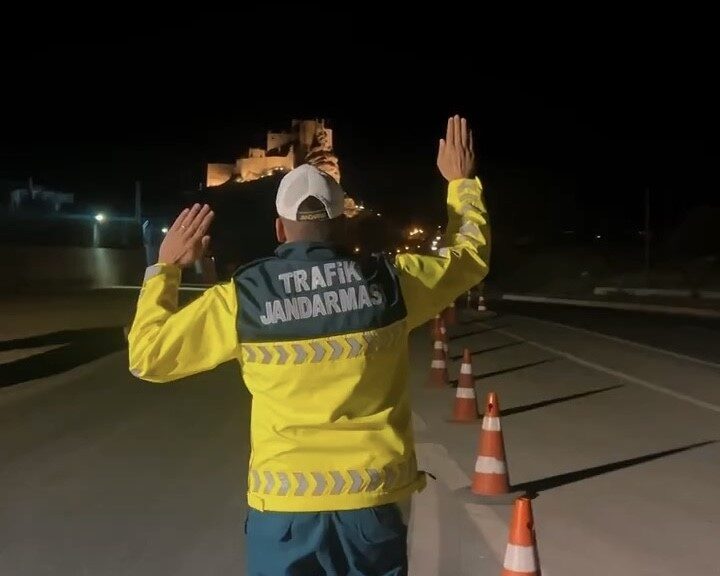 Van İl Jandarma Komutanlığı, vatandaşların güvenliği için 7 gün 24