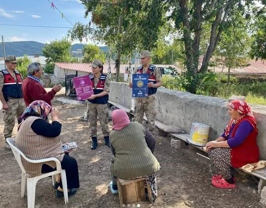 Ardahan’da kadın ve çocuklara yönelik şiddetin önüne geçilmesi amacıyla yürütülen
