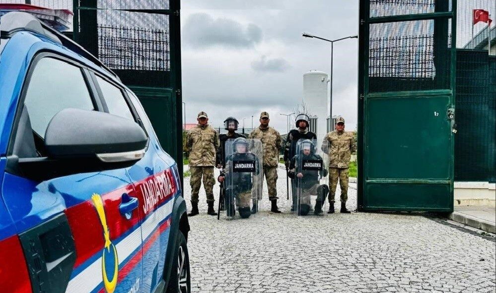 Erzurum İl Jandarma Komutanlığı ekipleri genel asayişin ve kamu düzeninin