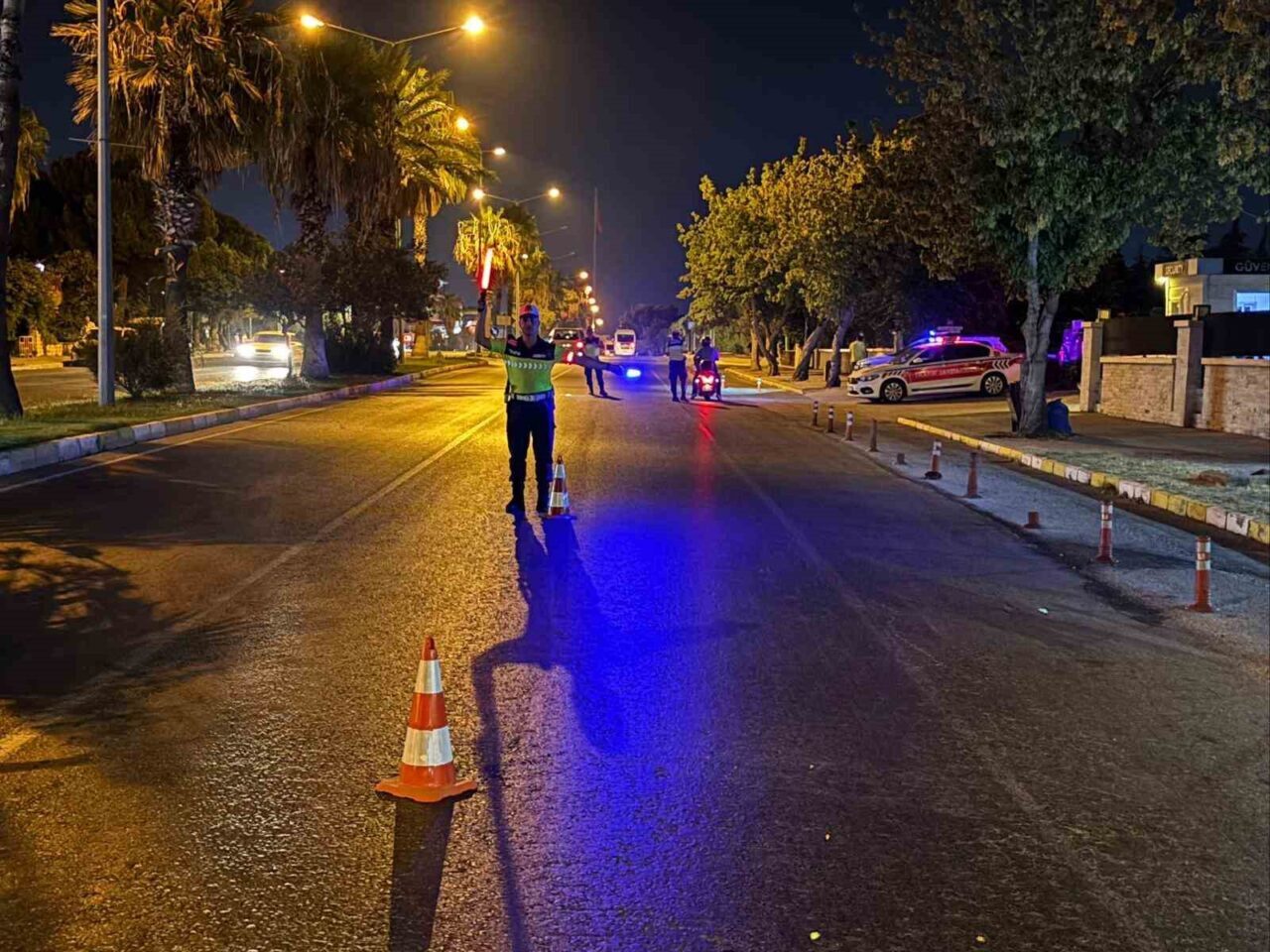 Antalya İl Jandarma Komutanlığı ekipleri, ’Bir Kural Bir Ömür’ projesi