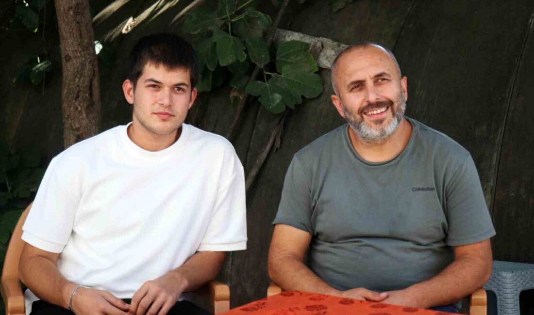 Sakarya’nın Akyazı ilçesinde 15 yaşındaki lise öğrencisi Mert Ali Kurt,