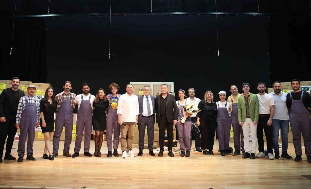 Keçiören Belediyesi, Japon Kuklası tiyatro oyununa ev sahipliği yaptı. Ankara’nın