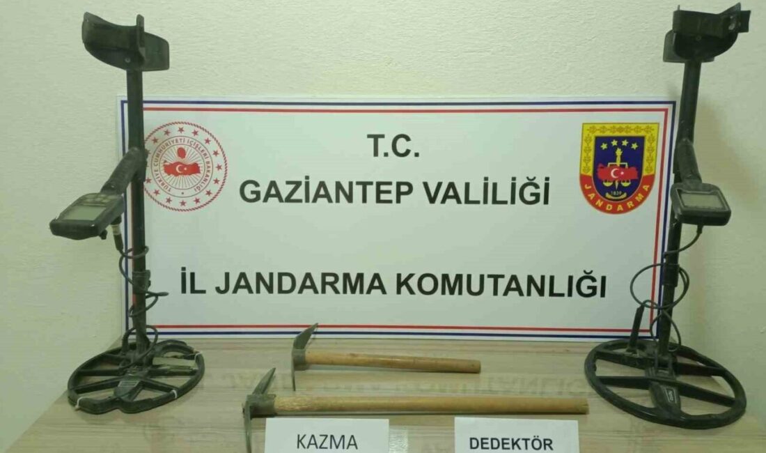 Gaziantep’te define bulmak amacıyla kaçak kazı yaptığı tespit edilen 2