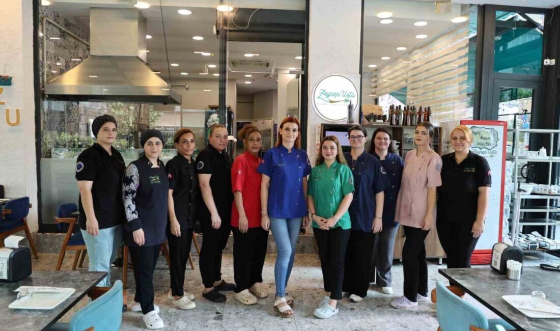 Adana’da eşinin desteğiyle başladığı tatlıcılıkta işlerini büyüten 3 çocuk annesi,