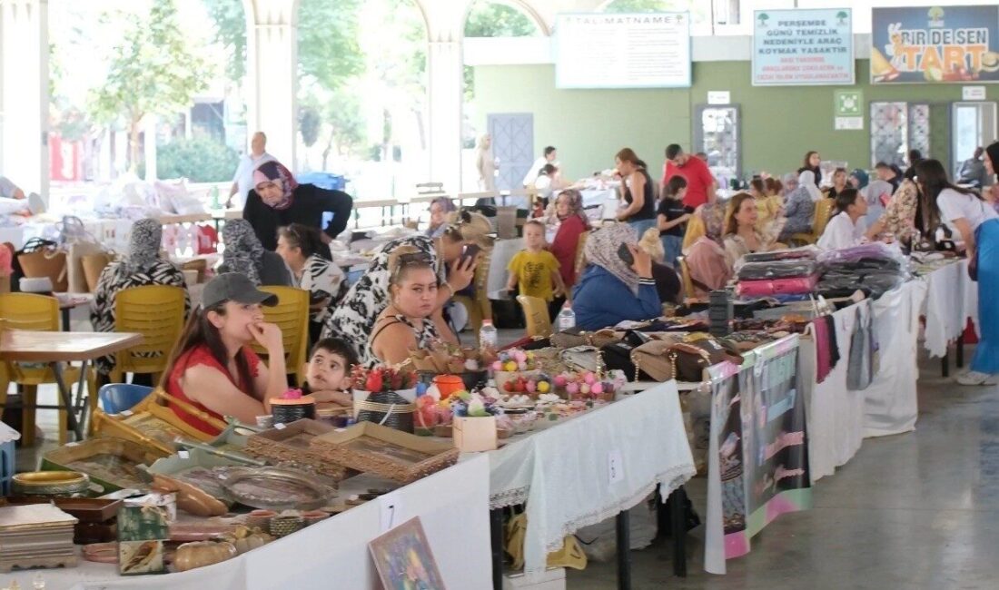 Kadın üreticiler ile tüketicileri buluşturan Üreten Kadınlar Çarşısı, bu hafta