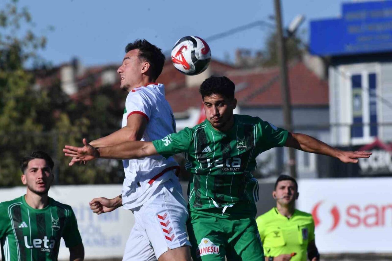 Nesine 3. Lig 1. Grup’ta mücadele eden İnegöl Kafkasspor, sahasında