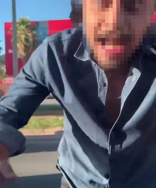 Kahramanmaraş’ta trafikte yaşanan tartışmada aracından inen şahıs diğer aracın sürücüsüne