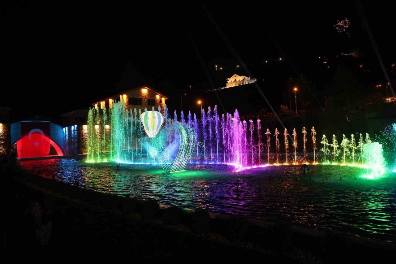 Nevşehir Belediye Başkanı Rasim Arı tarafından kente kazandırılan Kapadokya Su