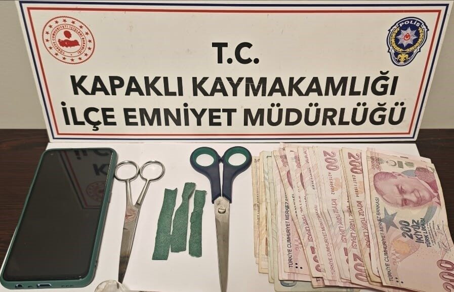 Kapaklı İlçe Emniyet Müdürlüğü ekipleri tarafından yapılan çalışmalarda yakalanan bir