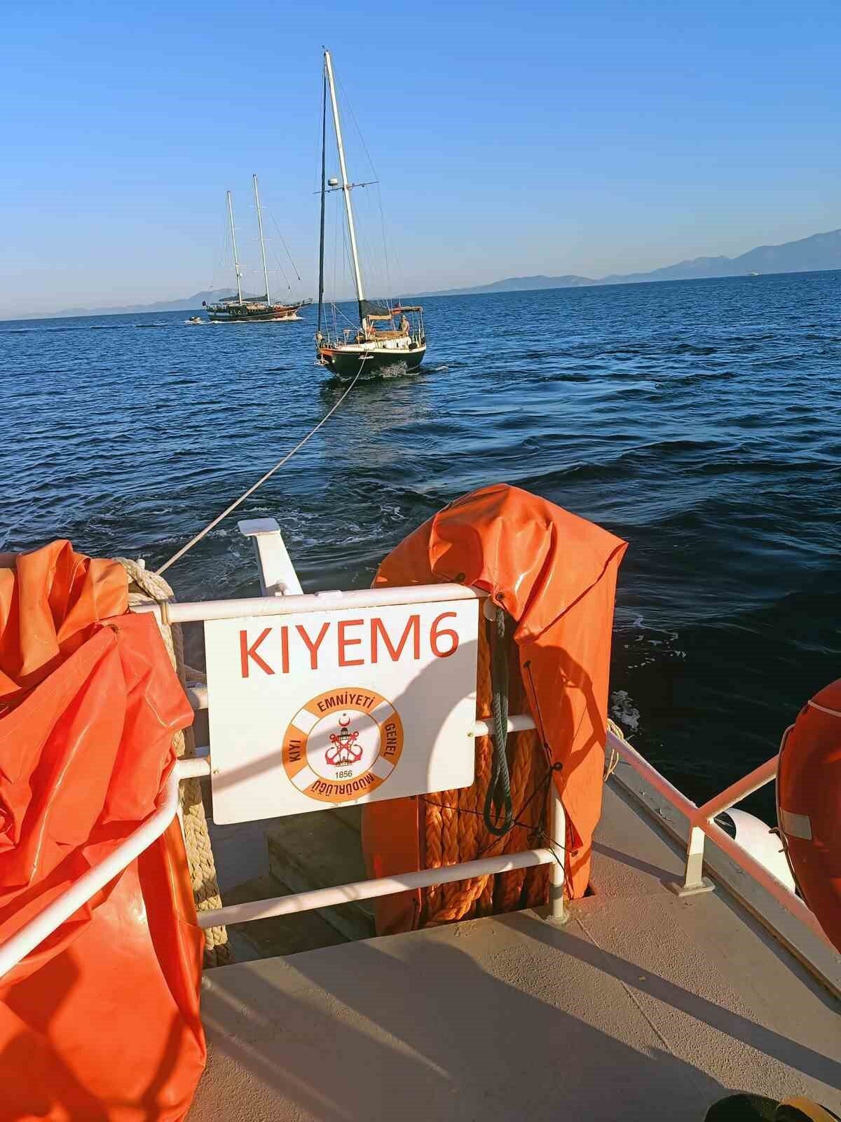 Muğla’nın Bodrum ilçesi açıklarında makine arızası yapan ve içinde 3