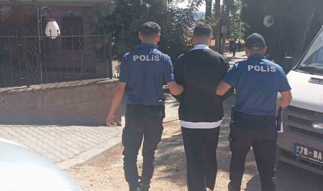 Karabük’ün Eflani ilçesinde hakkında çeşitli suçlardan kesinleşmiş hapis cezası bulunan