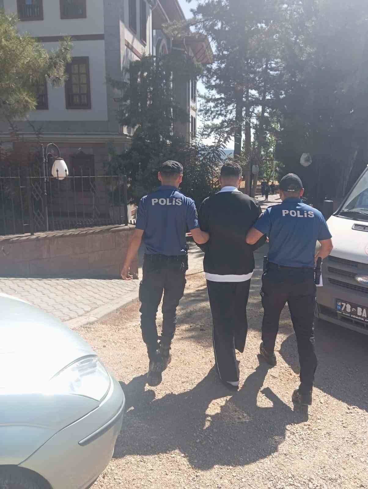 Karabük’ün Eflani ilçesinde hakkında çeşitli suçlardan kesinleşmiş hapis cezası bulunan