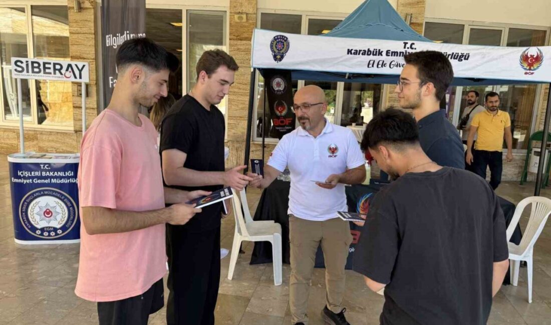 Karabük’te yeni eğitim-öğretim yılının başlaması dolayısıyla İl Emniyet Müdürlüğü ekipleri