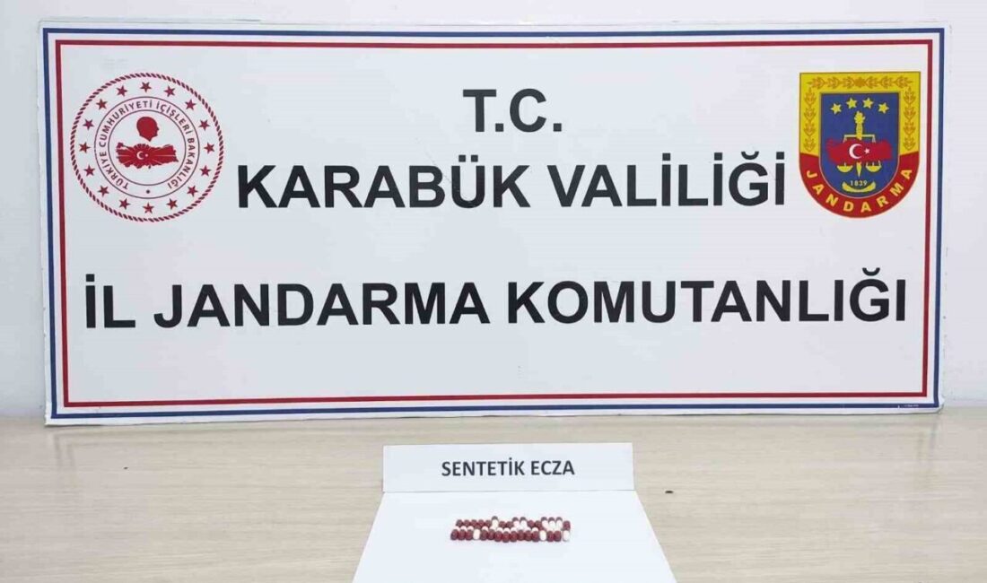 Karabük’te düzenlenen uyuşturucu operasyonunda 2 kişi gözaltına alındı. Edinilen bilgiye
