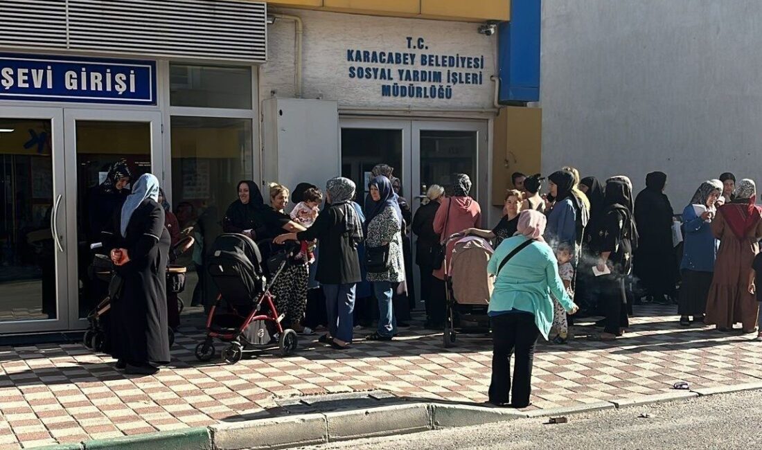 Karacabey Belediyesi, yeni eğitim-öğretim yılının başlamasıyla birlikte öğrencilerin yanında olmaya