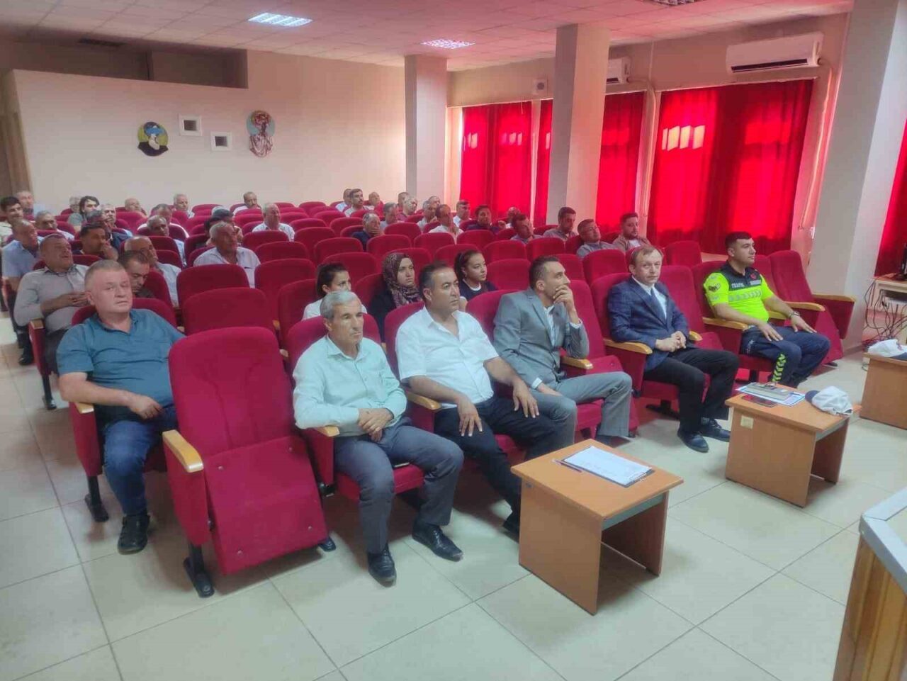 Aydın’ın Karacasu ilçesinde okul servis şoförleri ve personeline yönelik trafik