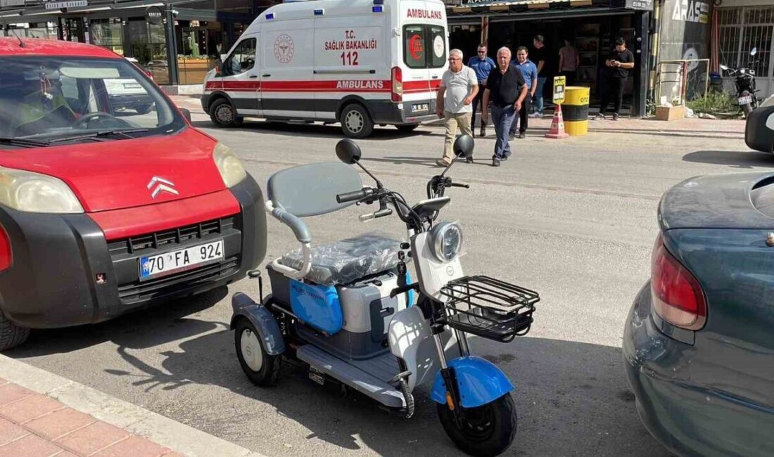 Karaman’da bir kişi yeni alınan üç tekerlekli elektrikli bisikleti kullanırken