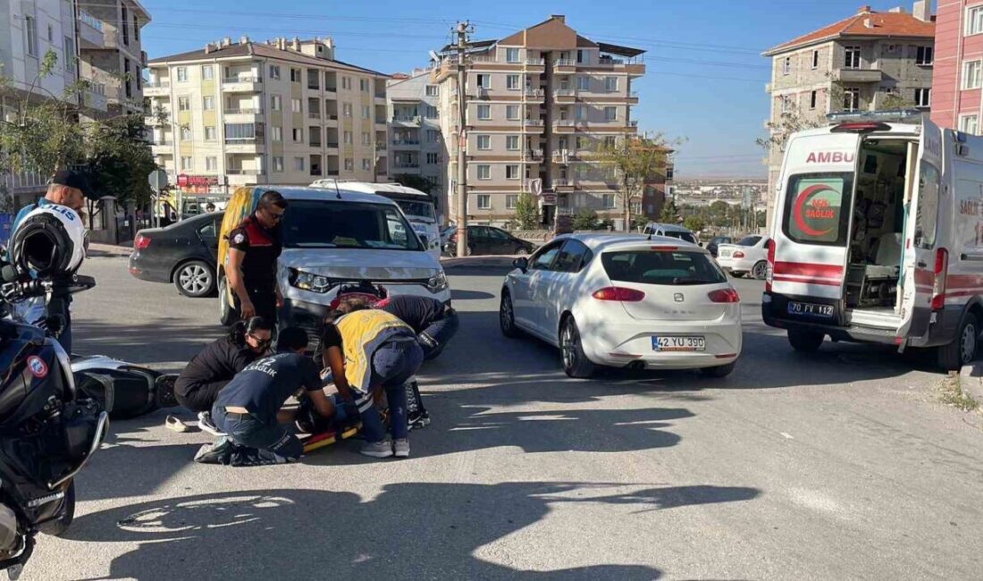 Karaman’da kargo dağıtım aracıyla çarpışan elektrikli bisiklet sürücüsü kadın yaralandı.