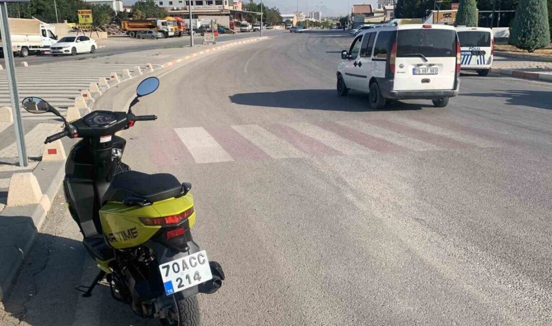 Karaman’da hafif ticari araçla motosikletin çarpıştığı kazada 1 kişi yaralandı.