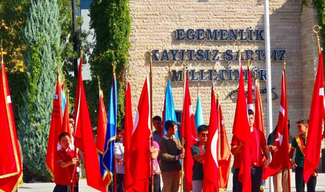Konya’nın Karapınar ilçesinde İlköğretim Haftası düzenlenen çeşitli etkinliklerle kutlandı. Çok