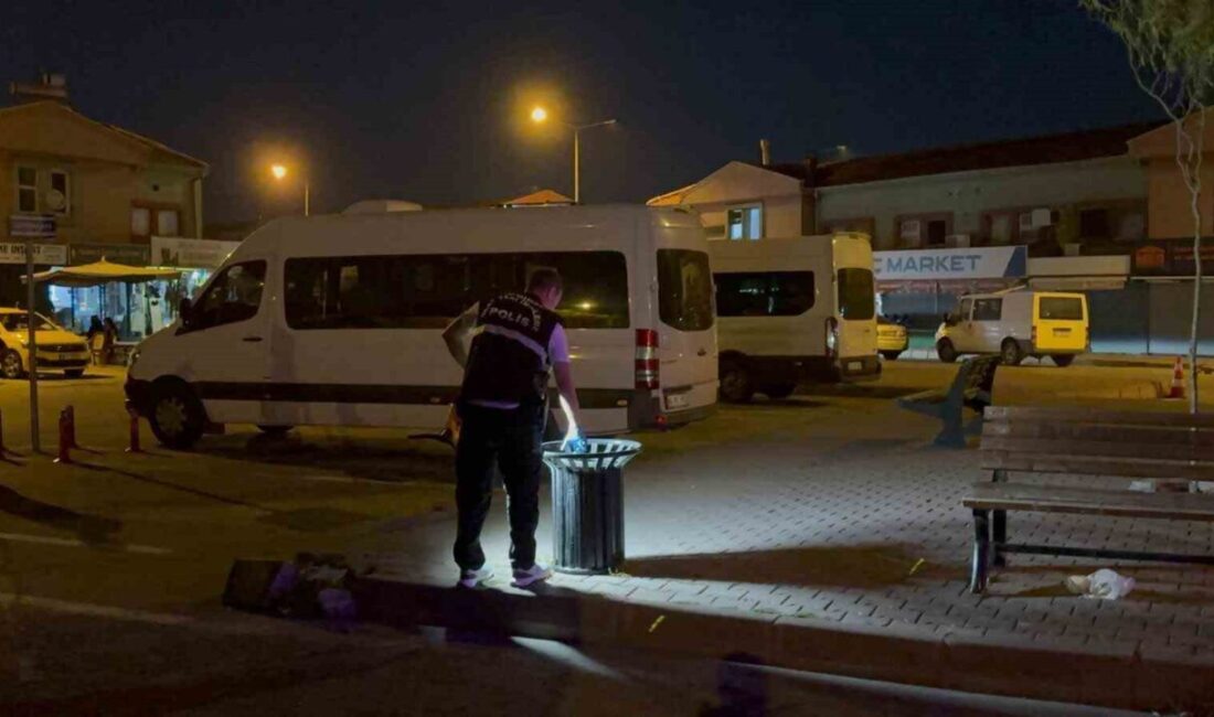Kayseri’nin Kocasinan ilçesinde husumetlisi tarafından karnından bıçaklanan taksi şoförü ağır