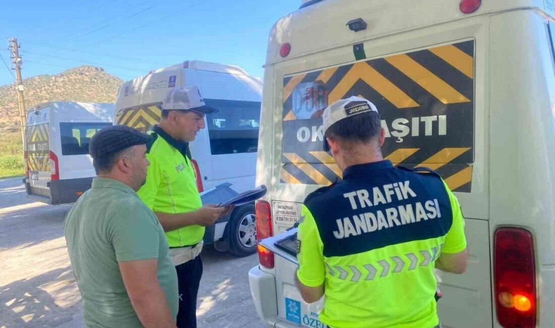 Aydın’ın Karpuzlu ilçesinde öğrencilerin güvenliği için okul servis araçları denetlenirken,