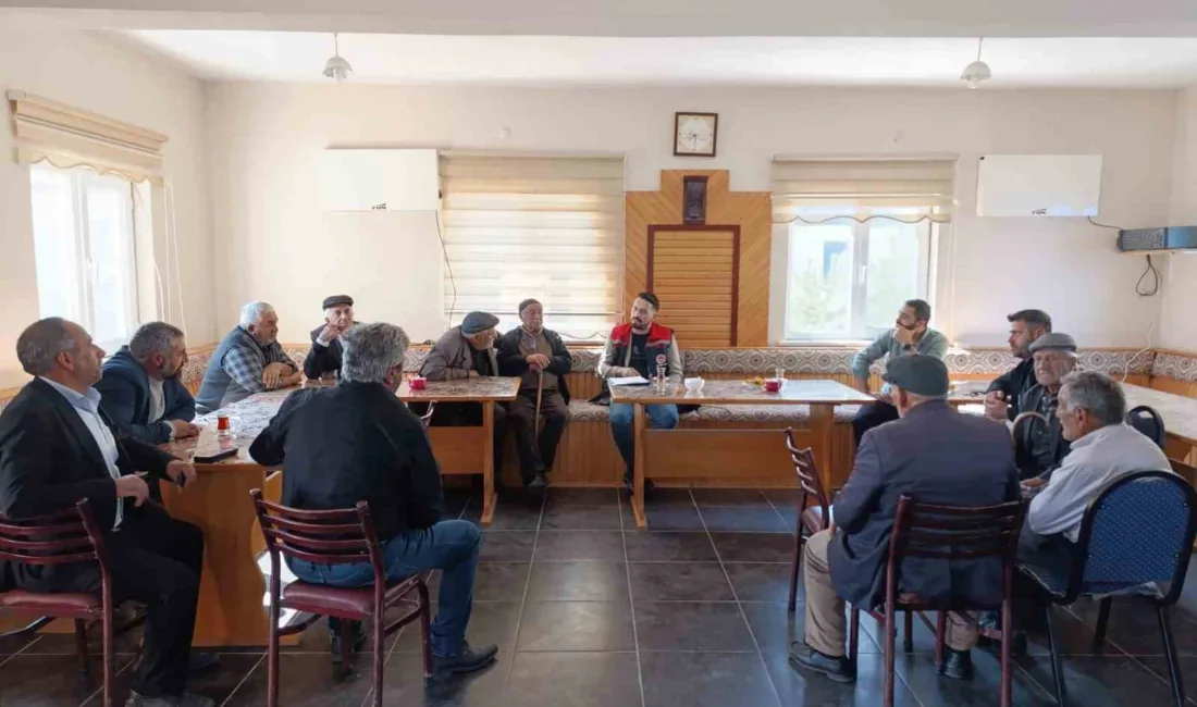 Kars’ta çiftçiler ve hayvan yetiştiricileri tarım ve hayvancılık konularında bilgilendirildi.