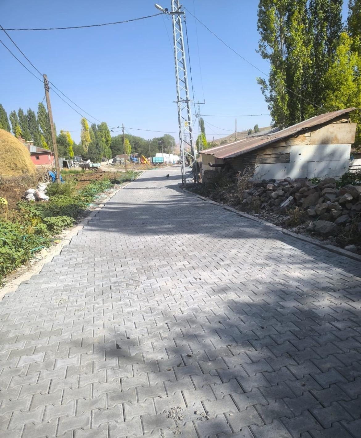 Kars’ta 2025 inşaat sezonunda başlatılan köy yollarının yapım çalışmaları kış