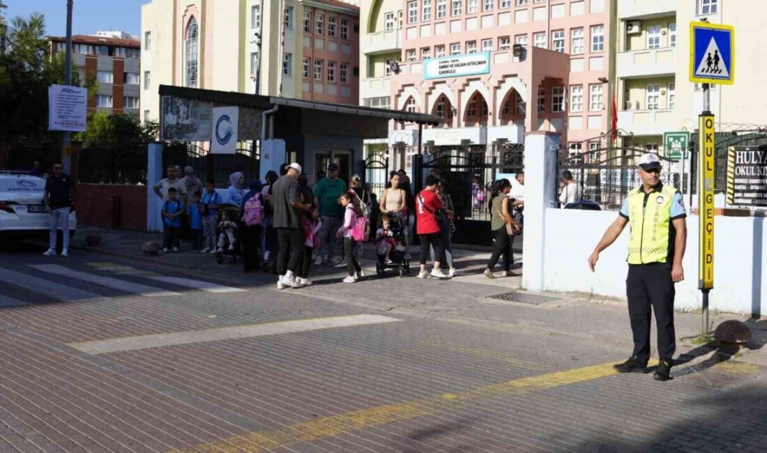 Kartal Belediyesi, 2025-2026 eğitim öğretim yılının başlamasıyla birlikte, öğrencilerin güvenliğini