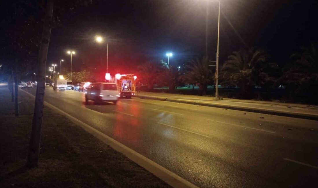 Kartal sahil yolunda otomobilin ani manevra yapması sonucu zincirleme trafik