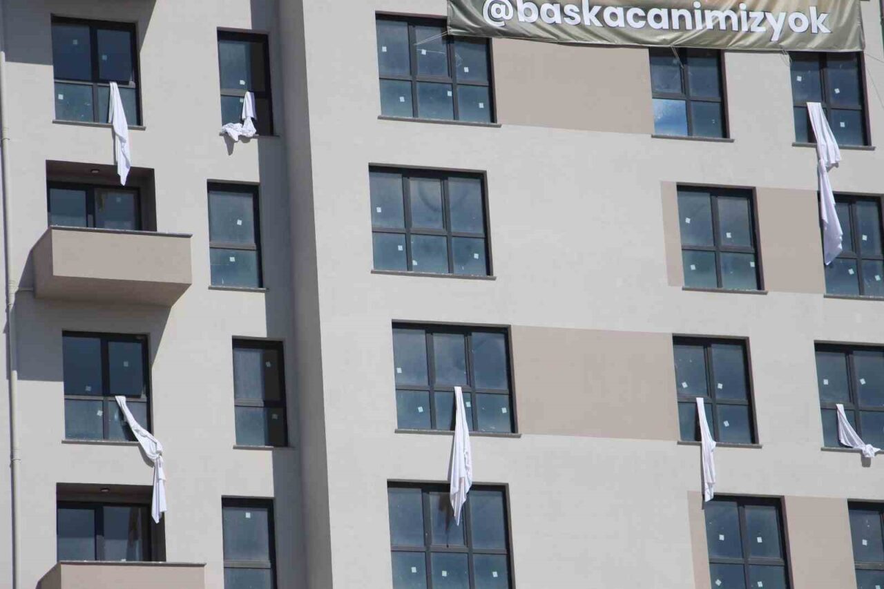 Bolu’da Grand Kartal Otel faciasında eşi ve kızını kaybeden iş