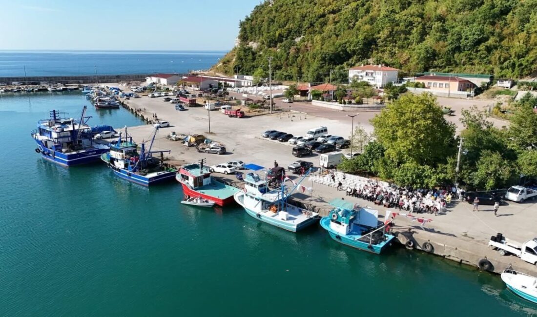 Kastamonu’nun Cide ilçesinde, 231 balıkçı teknesi ve bin 190 balıkçı,