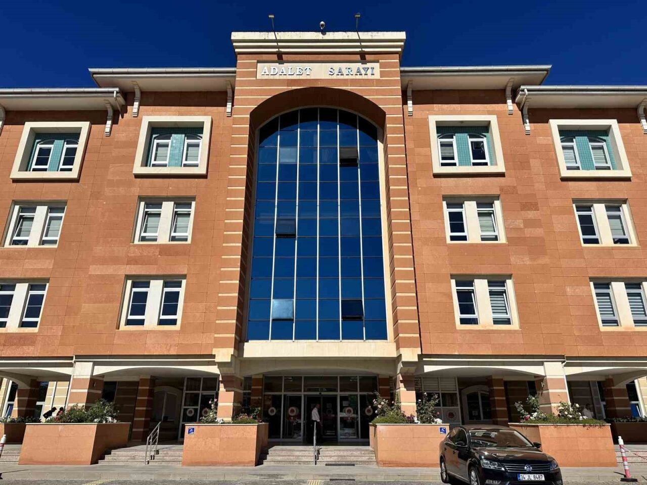 Kastamonu’da il merkezinde gerçekleştirilen operasyonda metamfetamin ile yakalanan ve tutuklanan