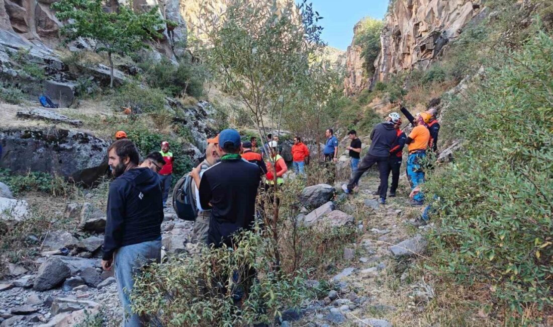Kayseri’de tırmanış yaparken kayalıklardan düşen dağcı hayatını kaybetti. Edinilen bilgiye