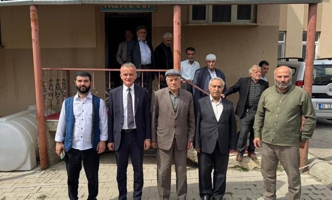 Kaymakam Minuz, köylerde vatandaşların taleplerini yerinde dinleyerek çözüm için adım