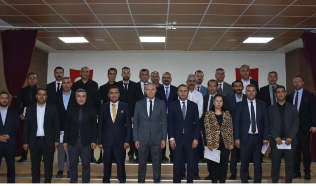 2026 eğitim öğretim yılı nedeniyle ilçe genelindeki okul müdürleriyle bir