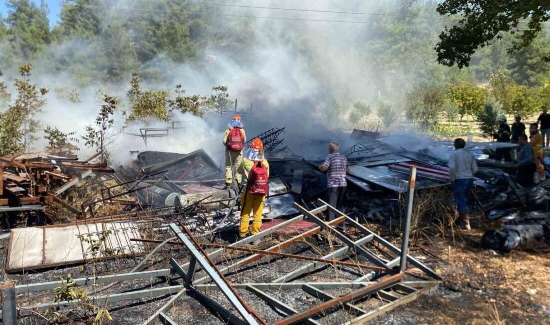 Denizli’de ormanlık alanın içinde bağ evi bulunan bir vatandaş kaynak