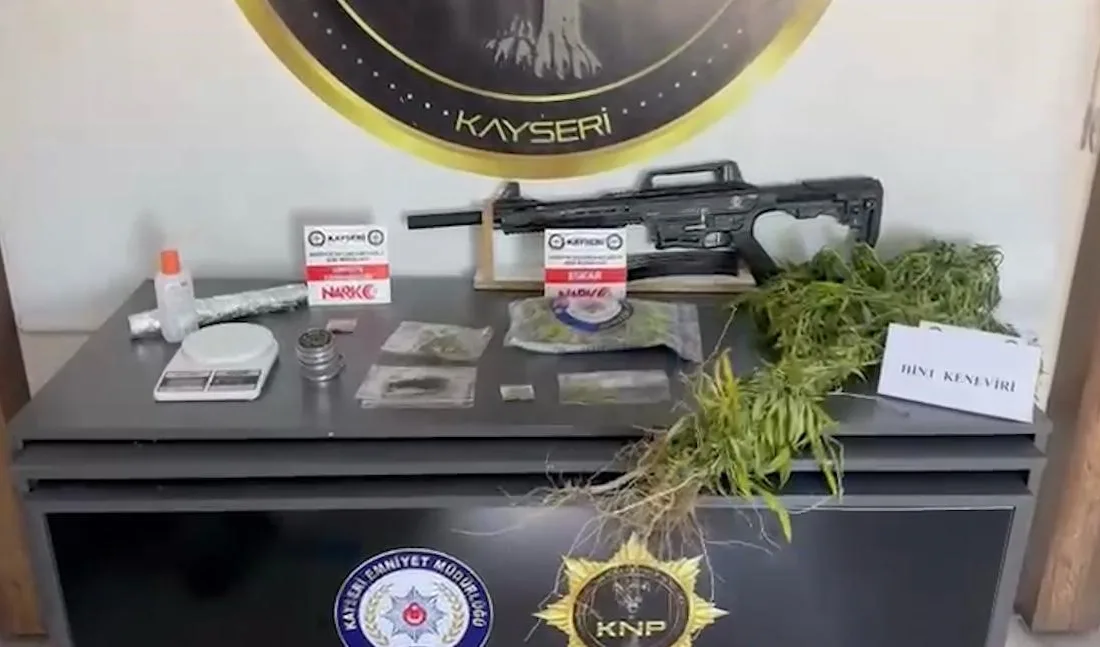 Kayseri’de polis ekipleri tarafından yapılan çalışmalarda; 287 kök kenevir ve