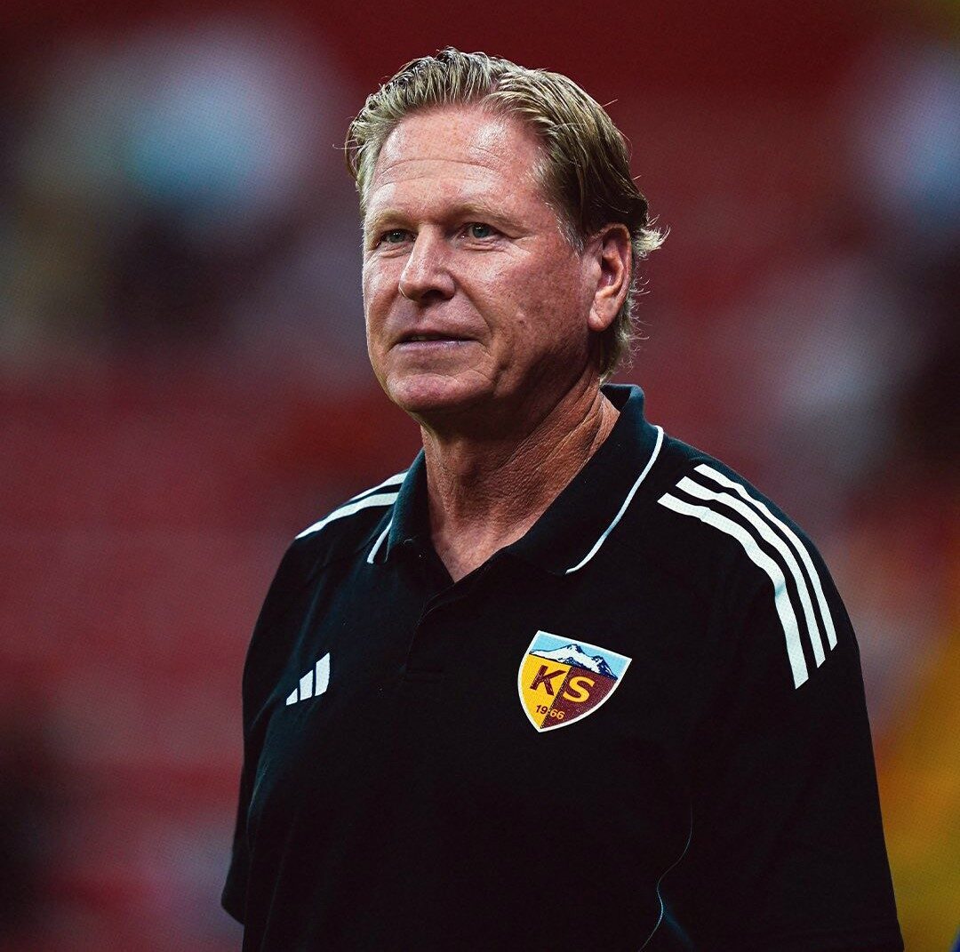 Süper Lig’de mücadele eden Kayserispor, yeni sezon için kadrosuna 13