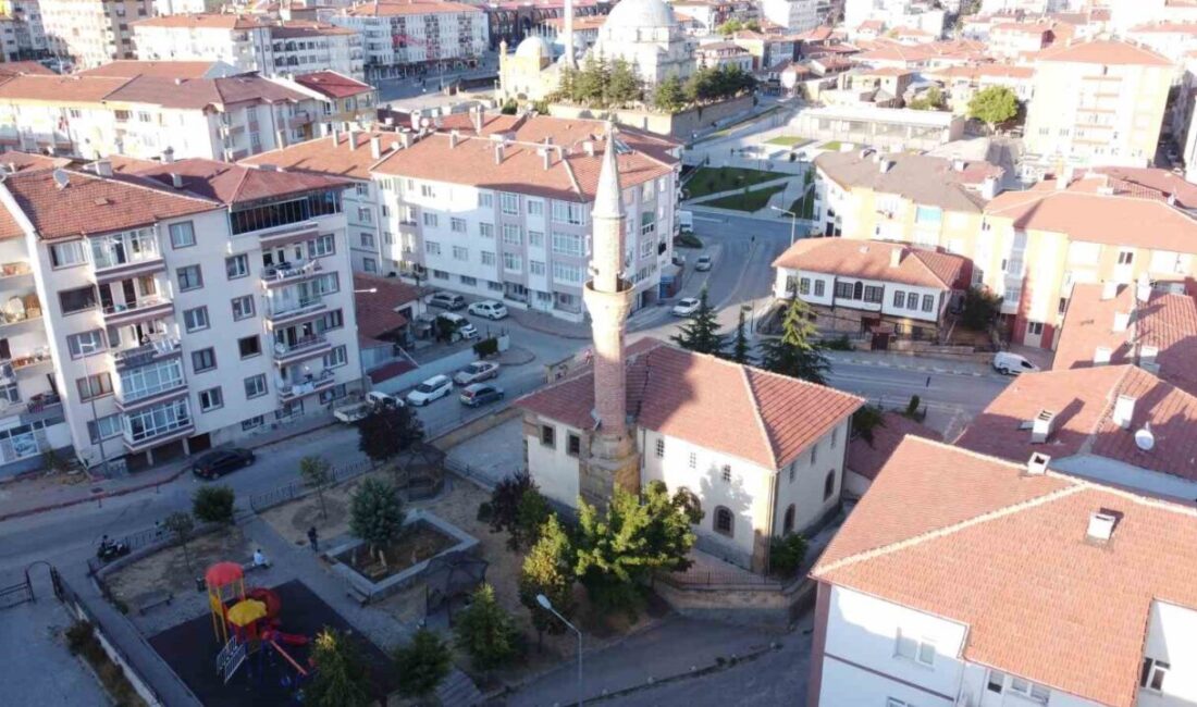 Yozgat’taki Kayyımzade camisi geçen zamana rağmen ayakta duran bir ibadethane