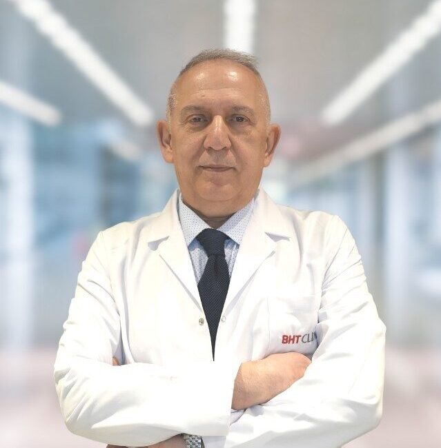 KBB Uzmanı Op. Dr. Mustafa Çalışkan, ses kısıklığının sadece basit