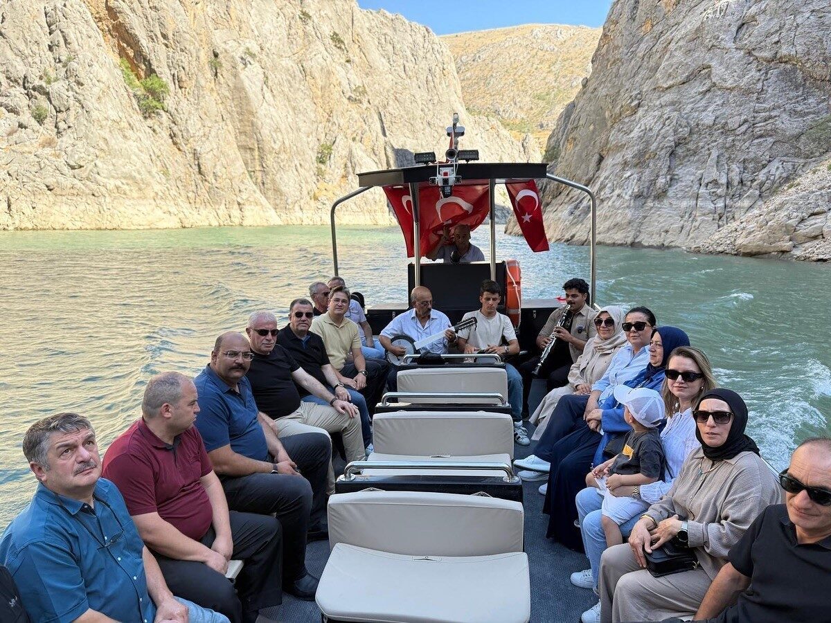 Bayburt protokolü hafta sonu Erzincan’ın Kemaliye ilçesinde güzel bir gün