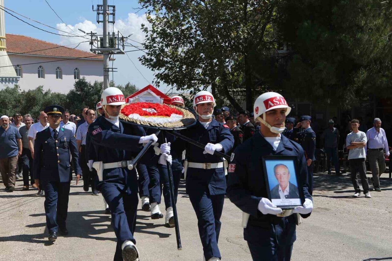Balıkesir’in Gönen ilçesine bağlı Gebeçınar Mahallesi’nde yaşayan Kıbrıs Gazisi Rafi